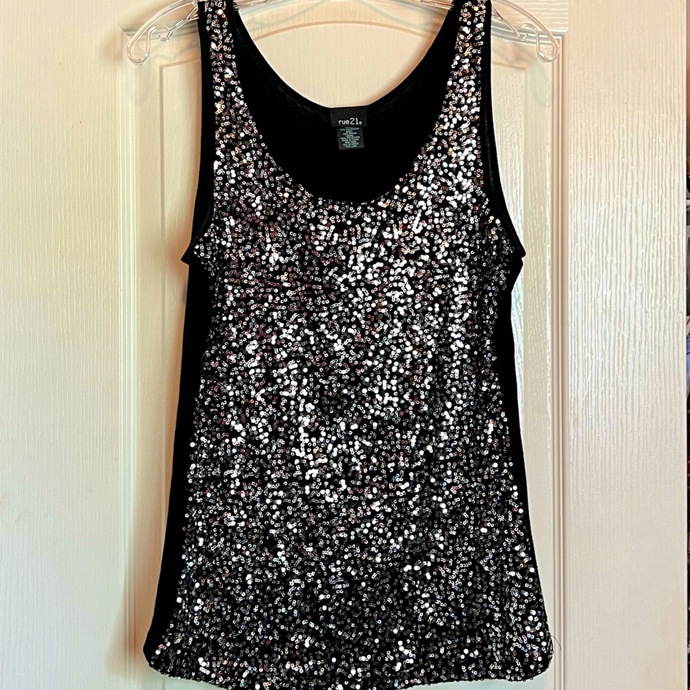 Rue21 sequin tank top size L